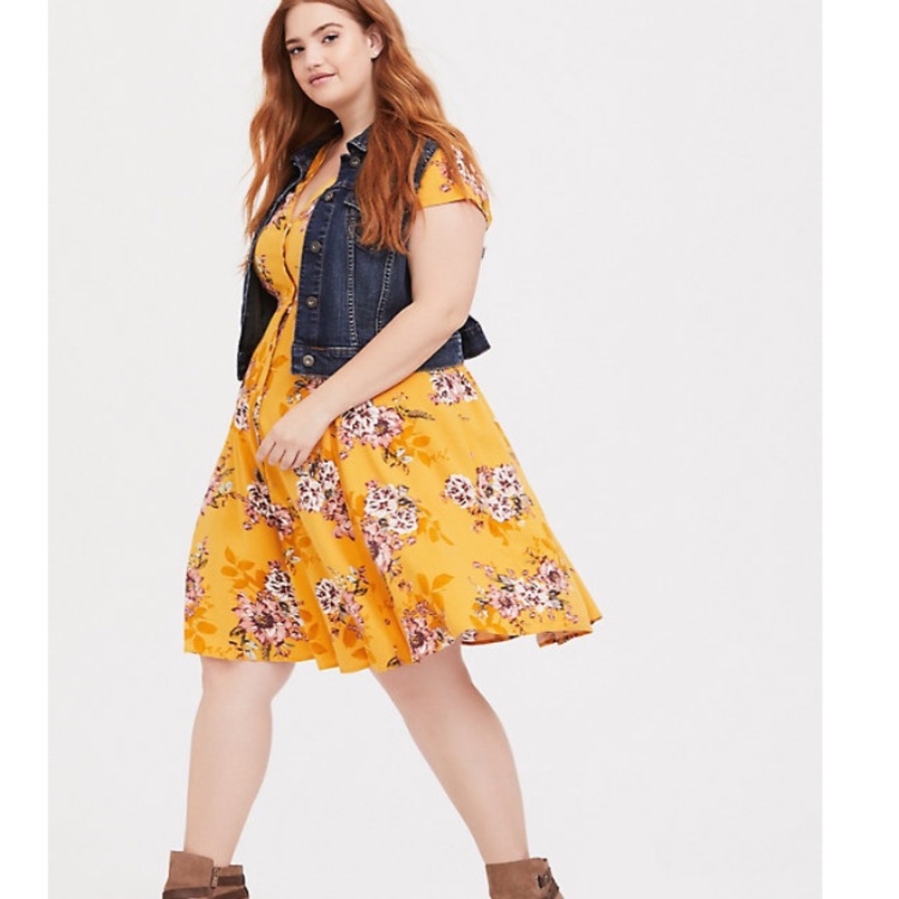Torrid Golden Yellow Challis Pocket Dress